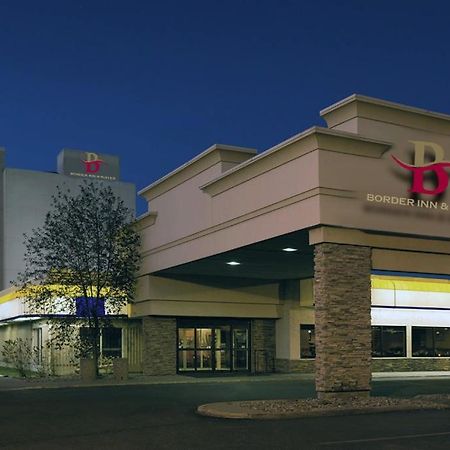 Border Inn & Suites Lloydminster Exteriér fotografie