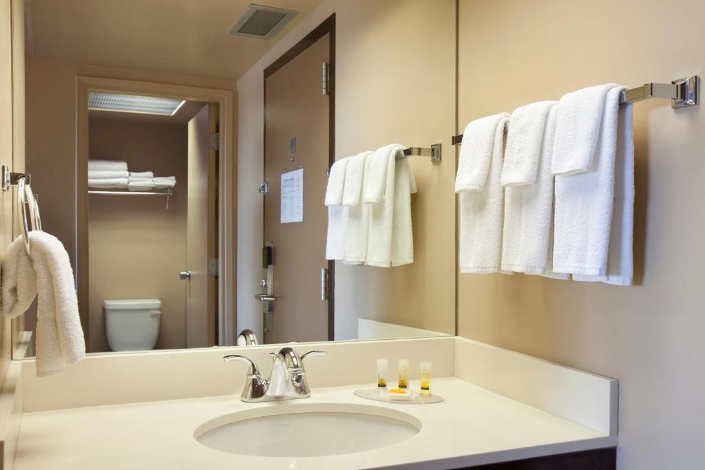 Border Inn & Suites Lloydminster Exteriér fotografie