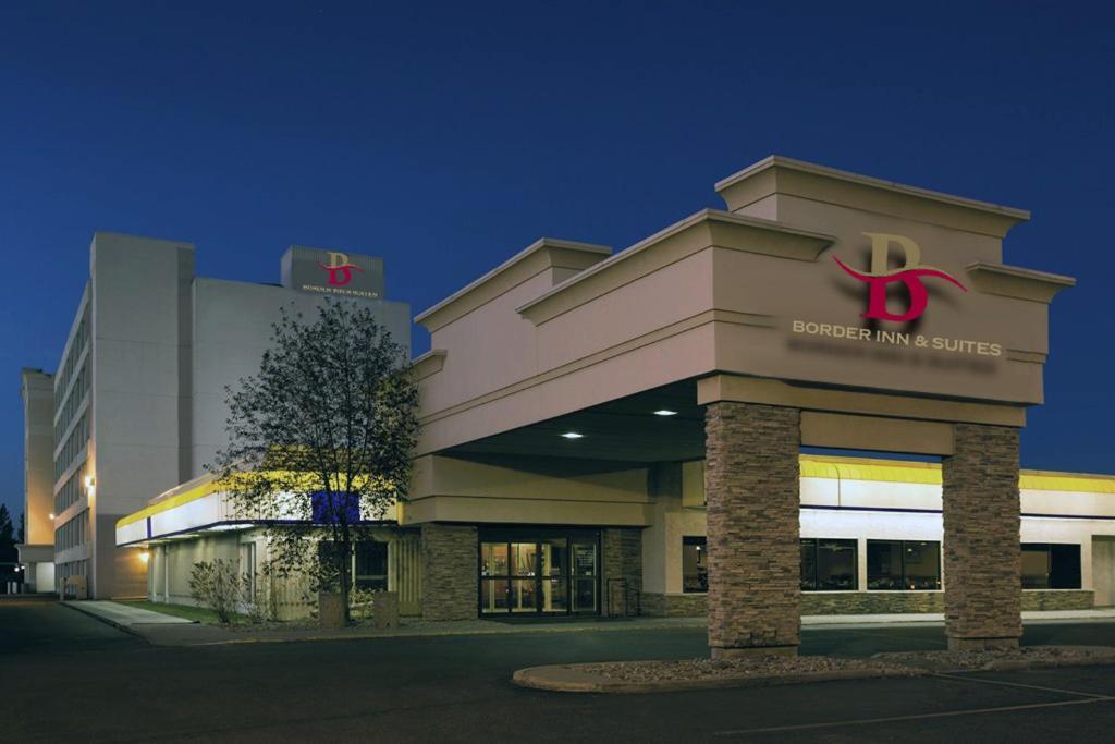 Border Inn & Suites Lloydminster Exteriér fotografie
