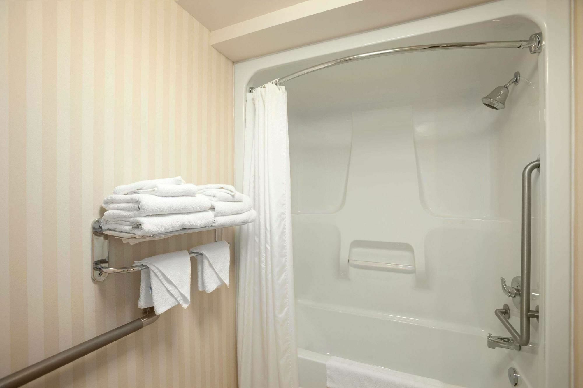Border Inn & Suites Lloydminster Exteriér fotografie